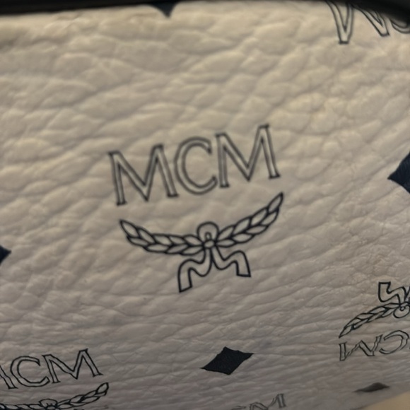 MCM Travel Bag - Picture 12 of 13